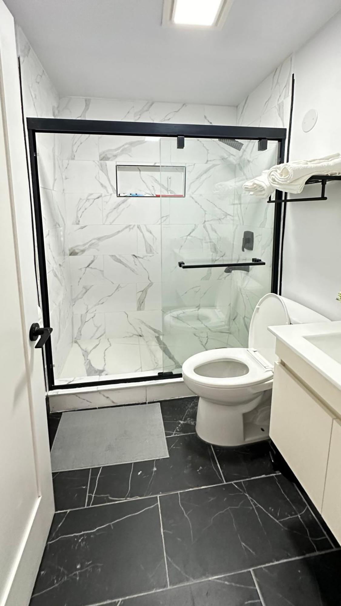 Bed and Breakfast Modern 2Br Stylish & Cozy Unit Лос-Анджелес Экстерьер фото