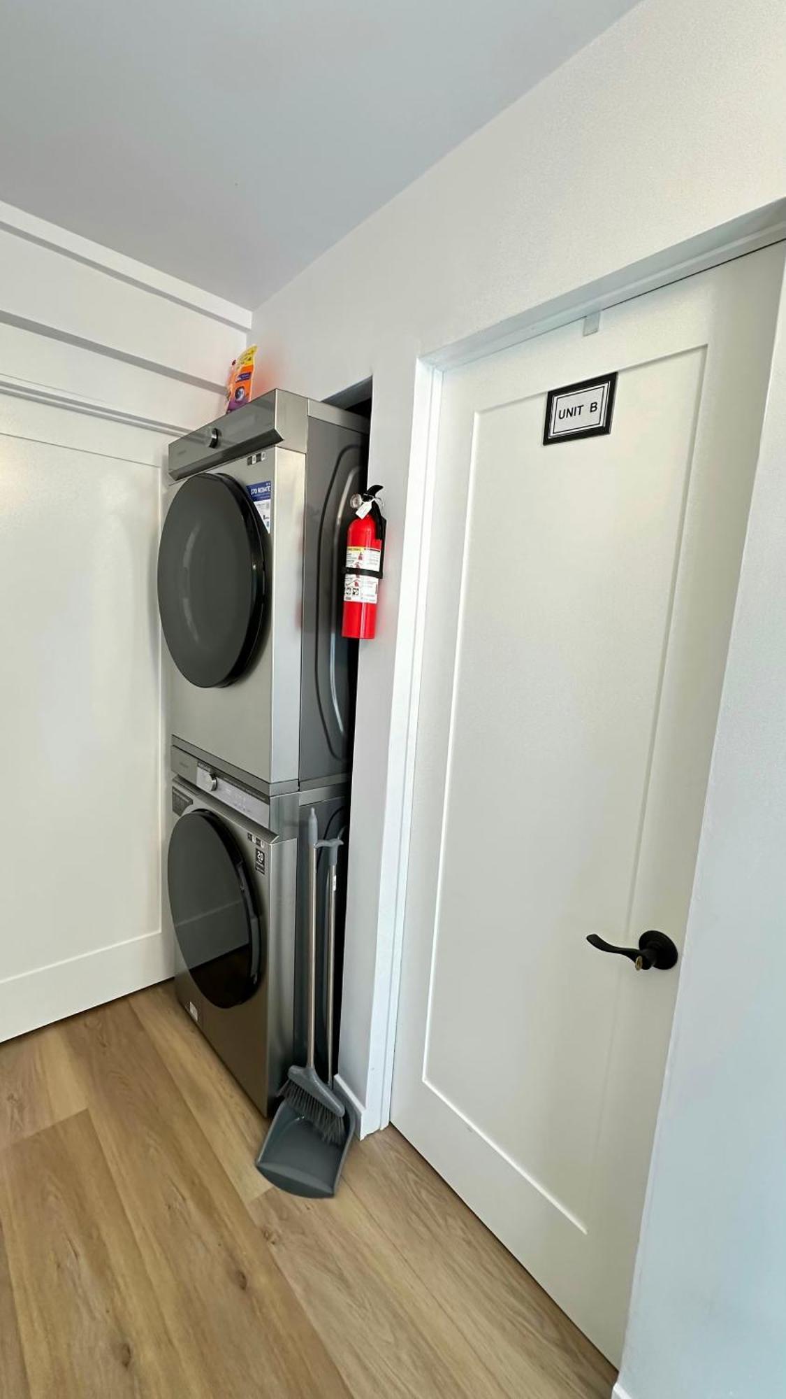 Bed and Breakfast Modern 2Br Stylish & Cozy Unit Лос-Анджелес Экстерьер фото