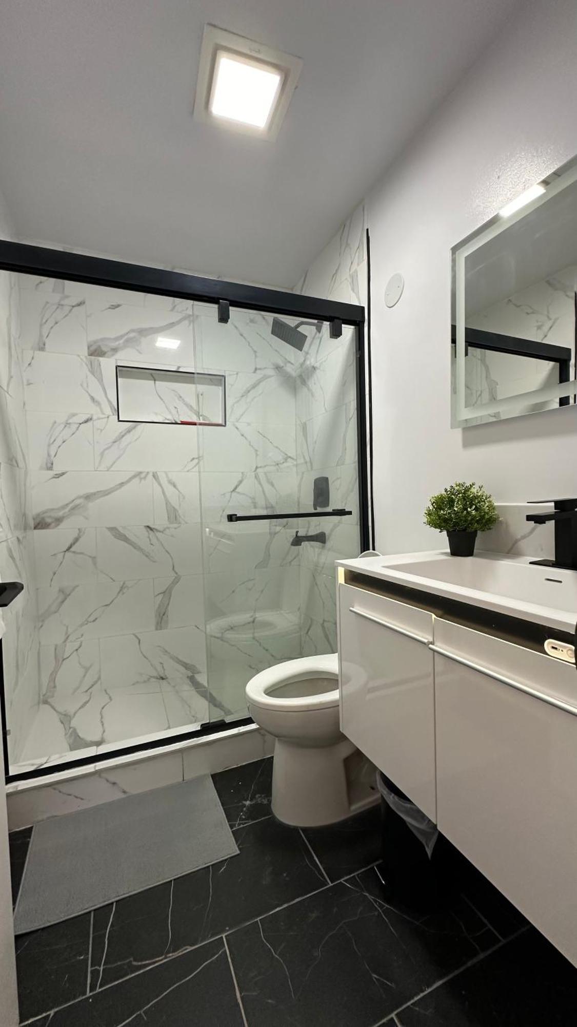 Bed and Breakfast Modern 2Br Stylish & Cozy Unit Лос-Анджелес Экстерьер фото