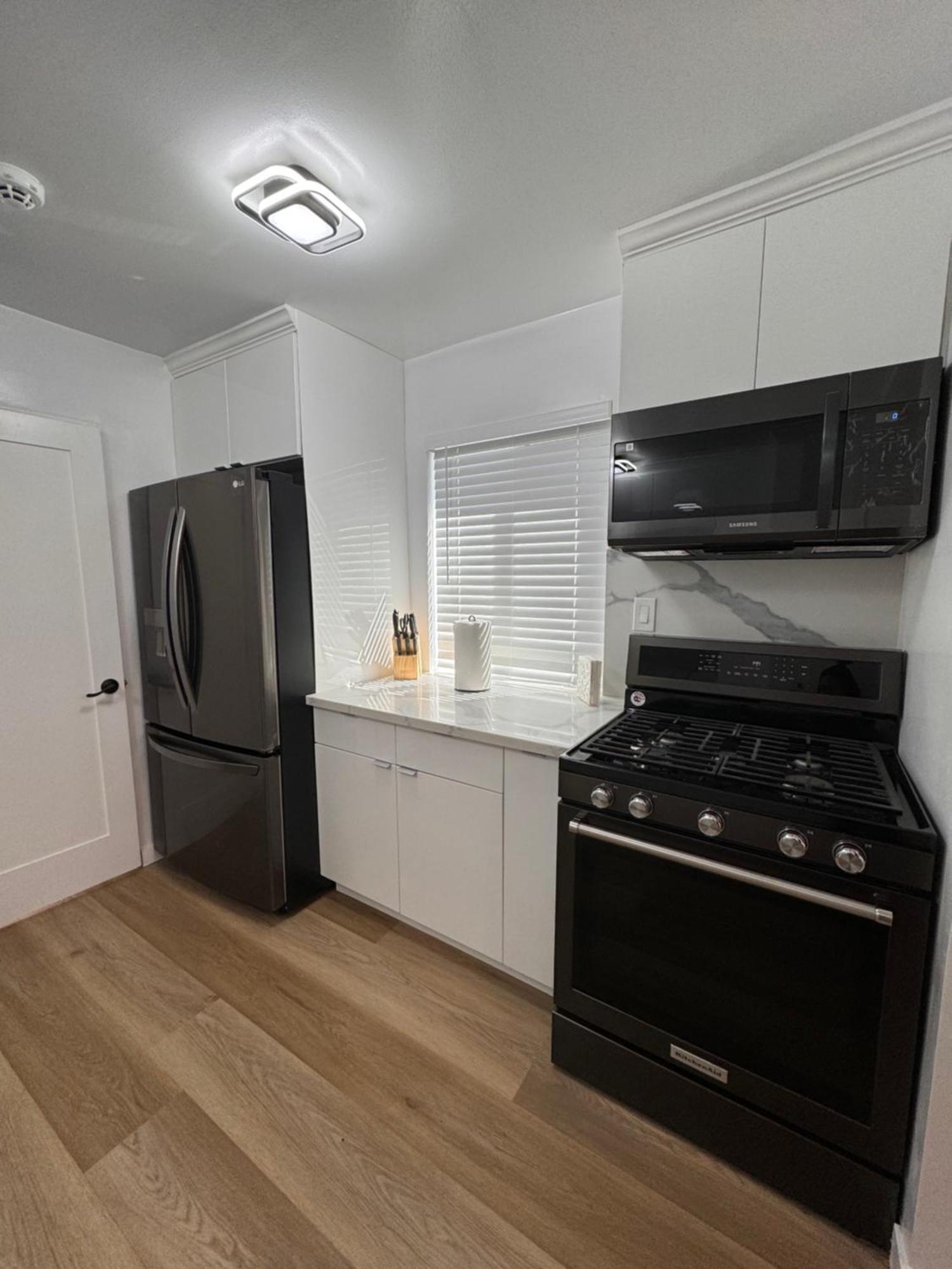 Bed and Breakfast Modern 2Br Stylish & Cozy Unit Лос-Анджелес Экстерьер фото
